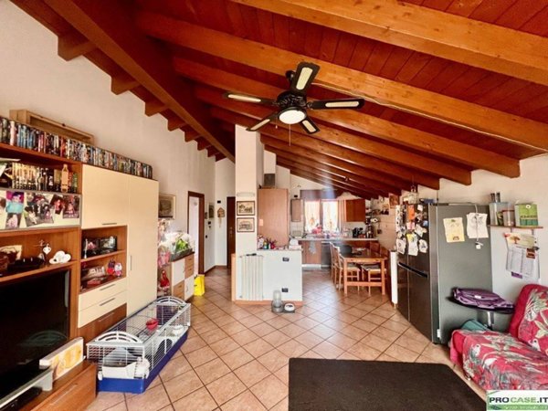 appartamento in vendita a Pero