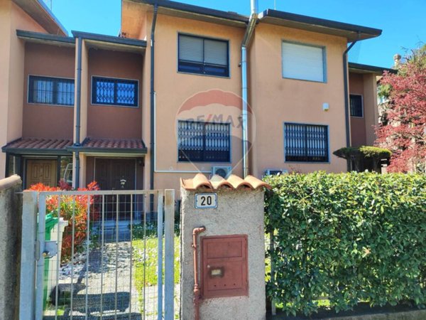 casa indipendente in vendita a Pero