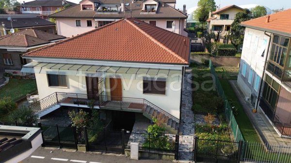 casa indipendente in vendita a Pero
