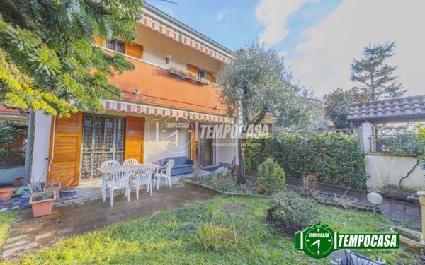 casa indipendente in vendita a Pero