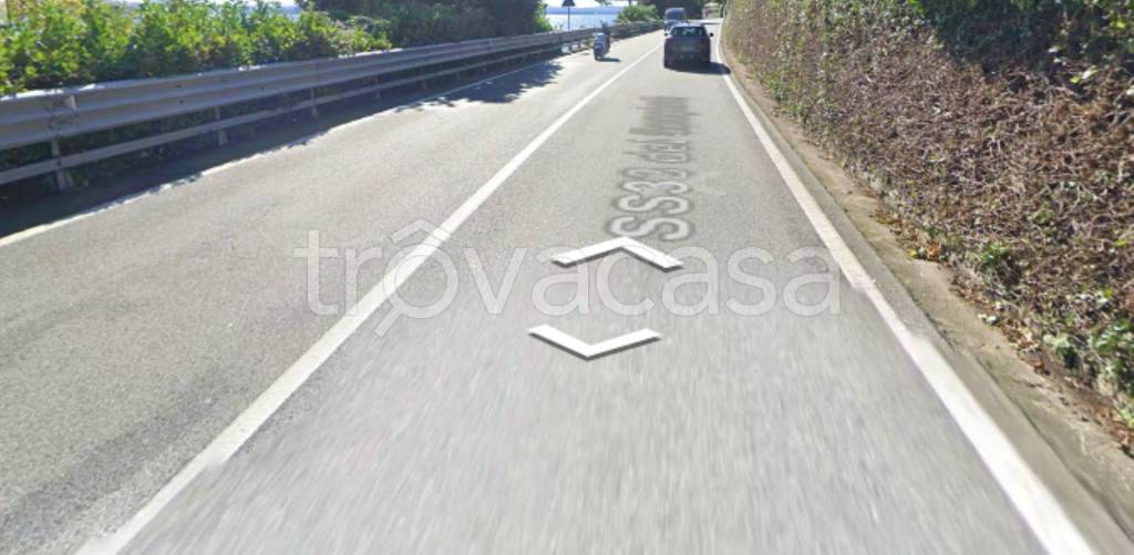 capannone in vendita a Pero