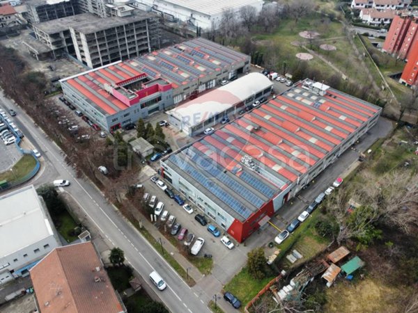 ufficio in vendita a Pero