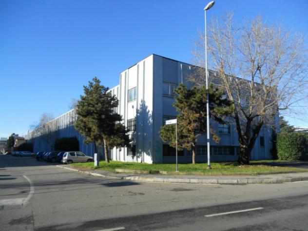 ufficio in vendita a Pero