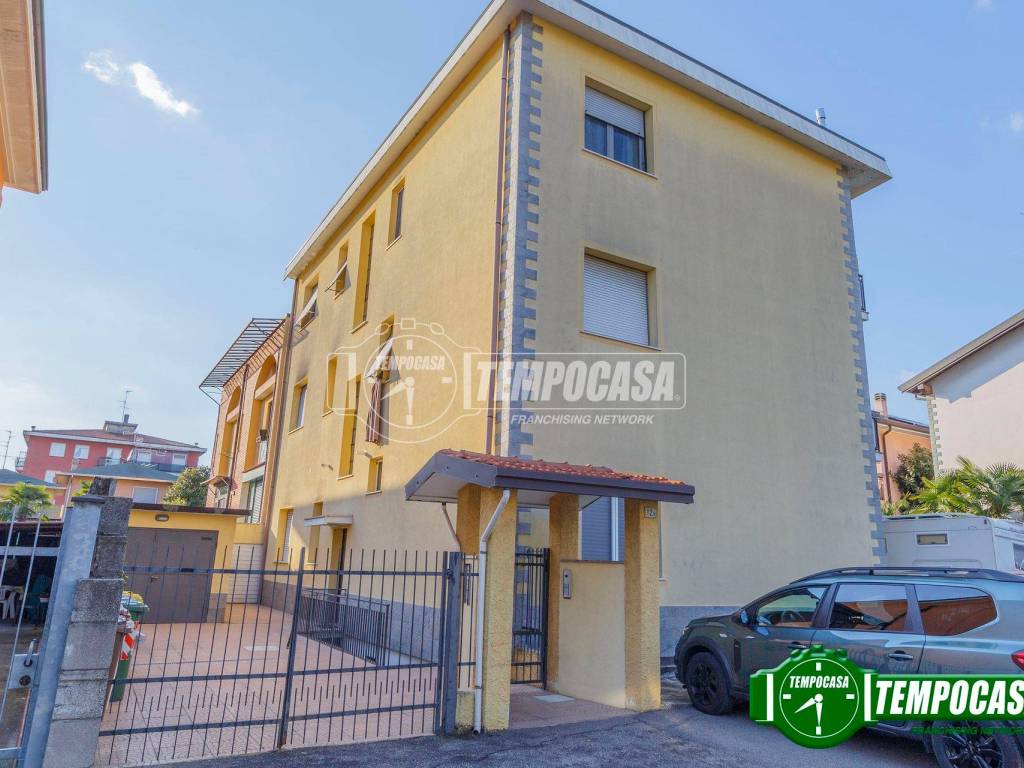 appartamento in vendita a Pero