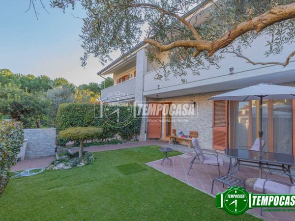 casa indipendente in vendita a Pero