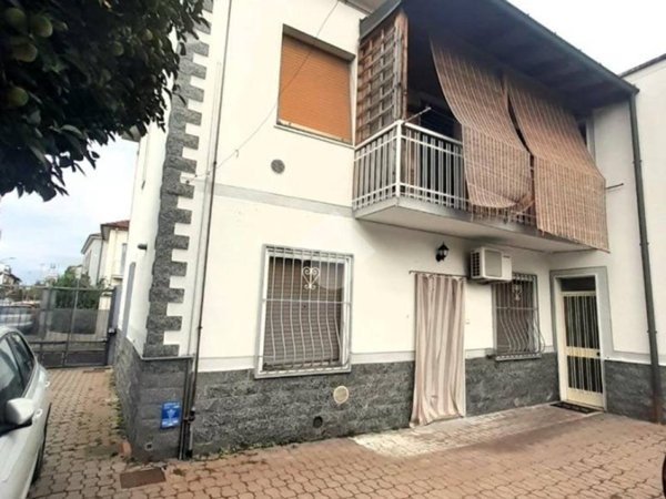 appartamento in vendita a Pero