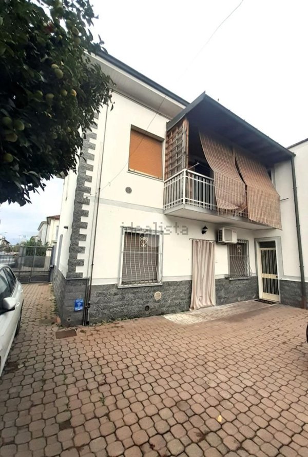 appartamento in vendita a Pero