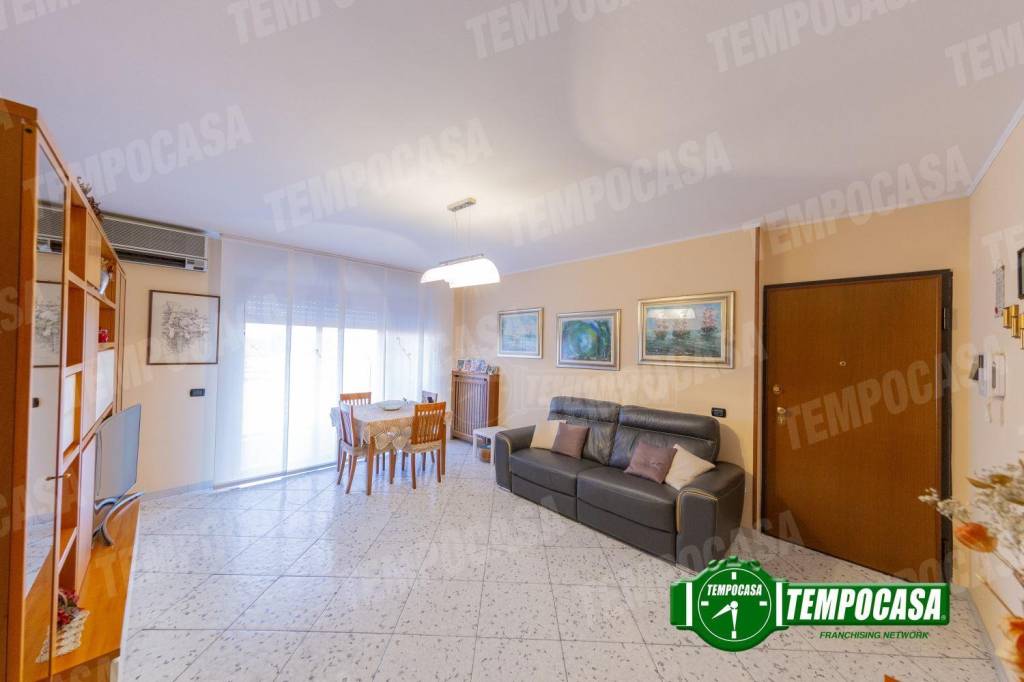 appartamento in vendita a Pero