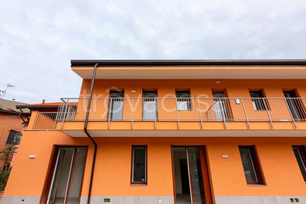 appartamento in vendita a Pero