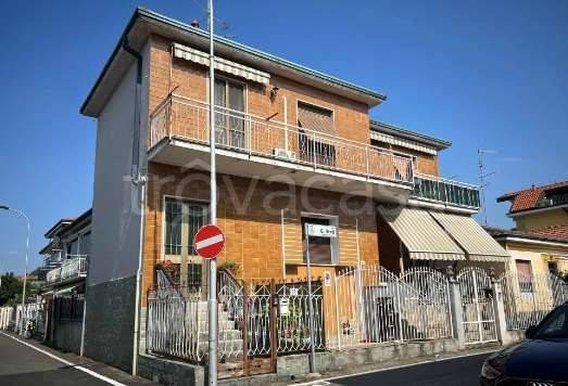 casa indipendente in vendita a Pero