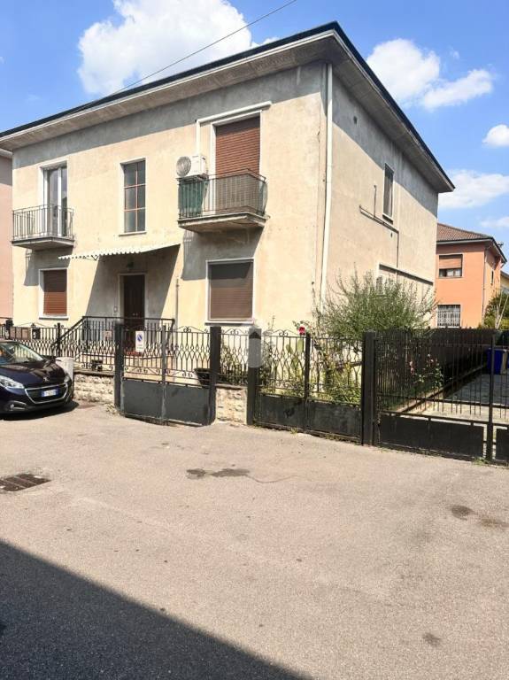 appartamento in vendita a Pero