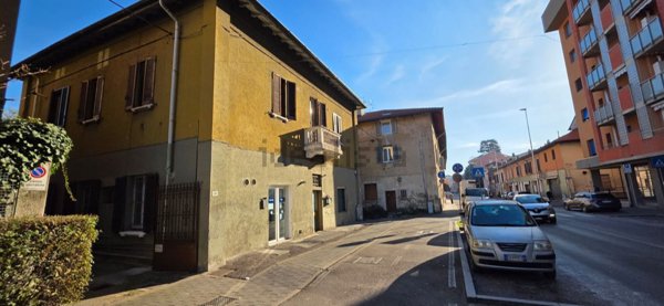 appartamento in vendita a Pero