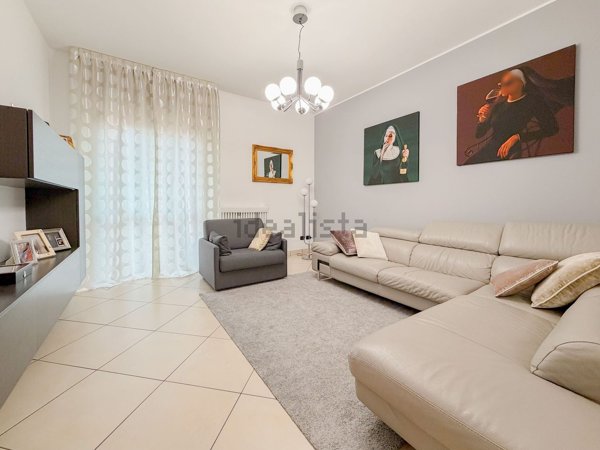 appartamento in vendita a Pero