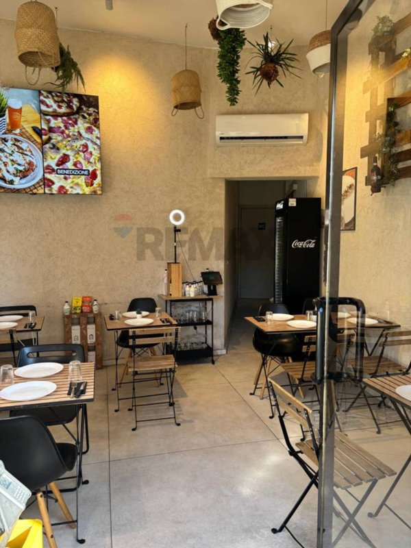 negozio in vendita a Pero