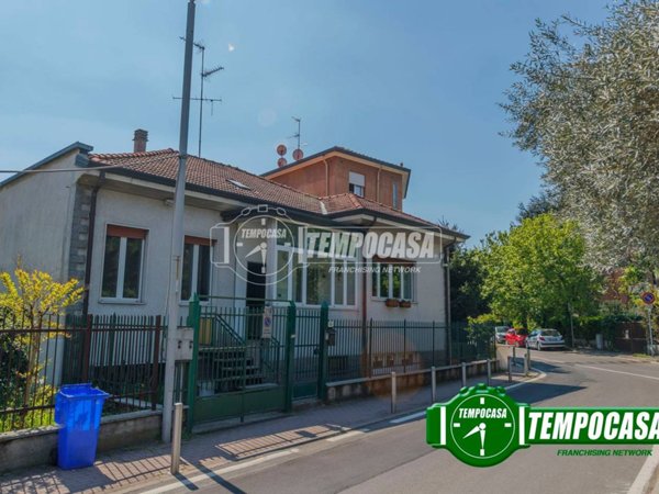 casa indipendente in vendita a Pero