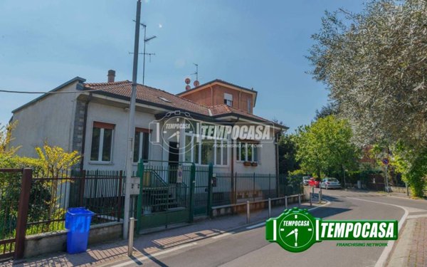 casa indipendente in vendita a Pero