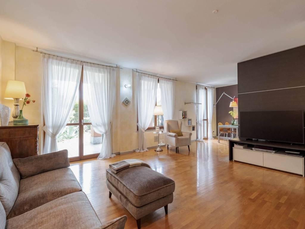 appartamento in vendita a Pero