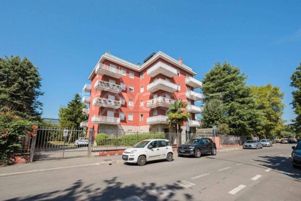 appartamento in vendita a Pero