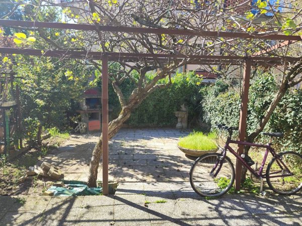 casa indipendente in vendita a Pero