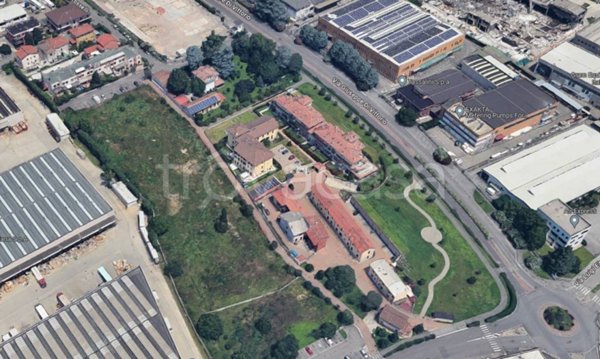 terreno edificabile in vendita a Peschiera Borromeo in zona Linate