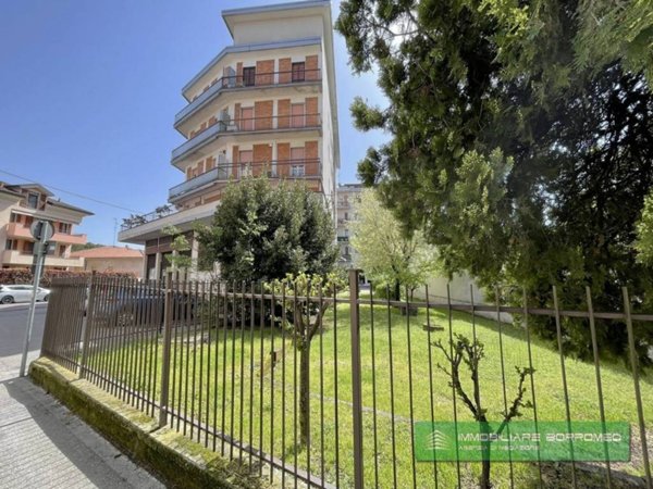 appartamento in vendita a Peschiera Borromeo in zona Bettola