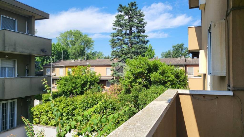 appartamento in vendita a Peschiera Borromeo in zona Linate