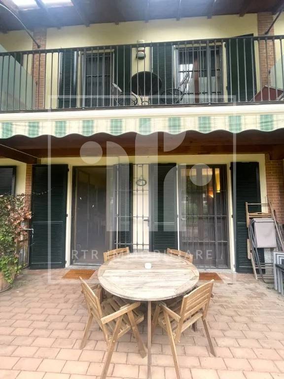 casa indipendente in vendita a Peschiera Borromeo