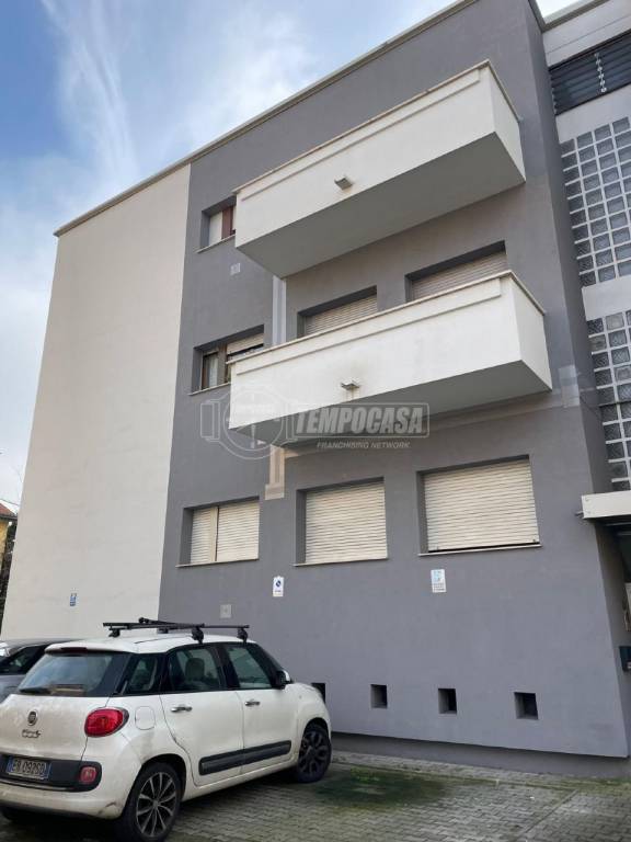 appartamento in vendita a Peschiera Borromeo in zona Bettola