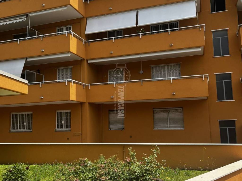 appartamento in vendita a Peschiera Borromeo in zona San Bovio