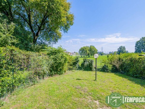 appartamento in vendita a Peschiera Borromeo in zona Bellaria