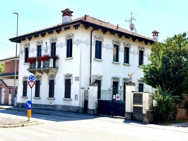 appartamento in vendita a Peschiera Borromeo in zona Linate