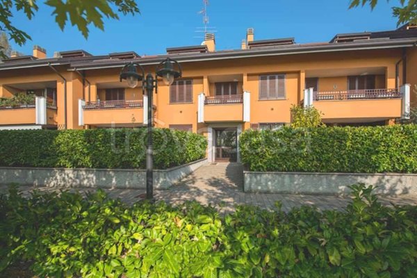 appartamento in vendita a Peschiera Borromeo in zona San Bovio