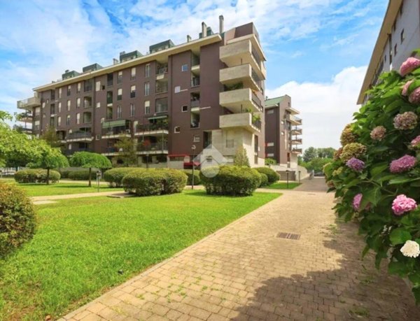 appartamento in vendita a Peschiera Borromeo in zona Linate