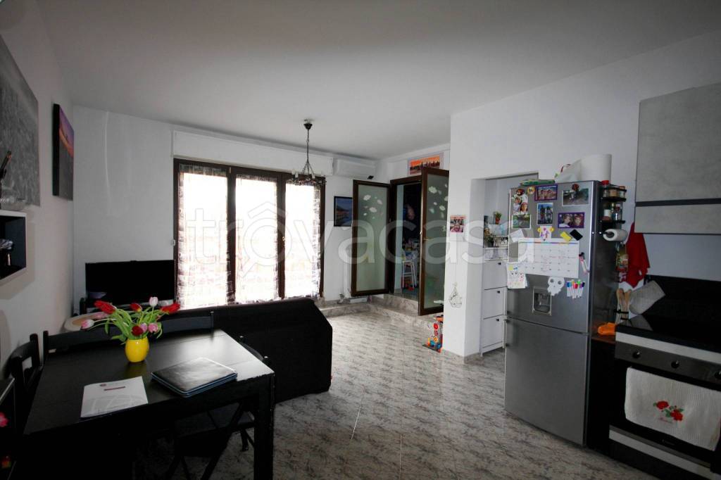 appartamento in vendita a Peschiera Borromeo in zona San Bovio