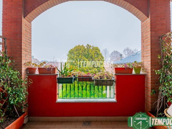 appartamento in vendita a Peschiera Borromeo in zona Bettola