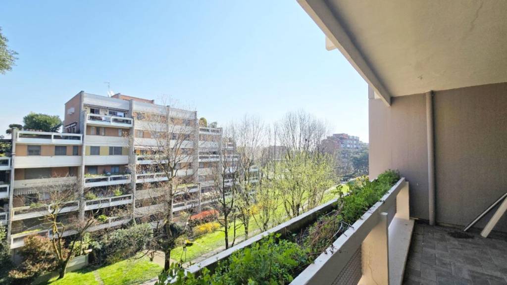 appartamento in vendita a Peschiera Borromeo in zona San Bovio