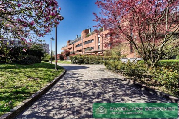 appartamento in vendita a Peschiera Borromeo in zona Linate