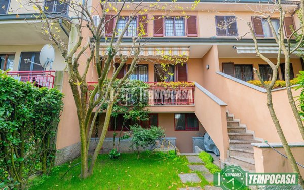 casa indipendente in vendita a Peschiera Borromeo