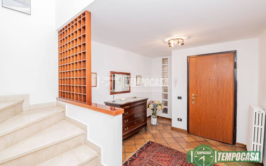 casa indipendente in vendita a Peschiera Borromeo