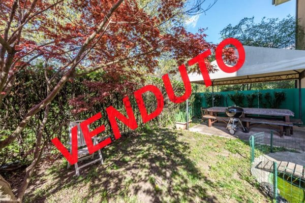 appartamento in vendita a Peschiera Borromeo in zona San Bovio