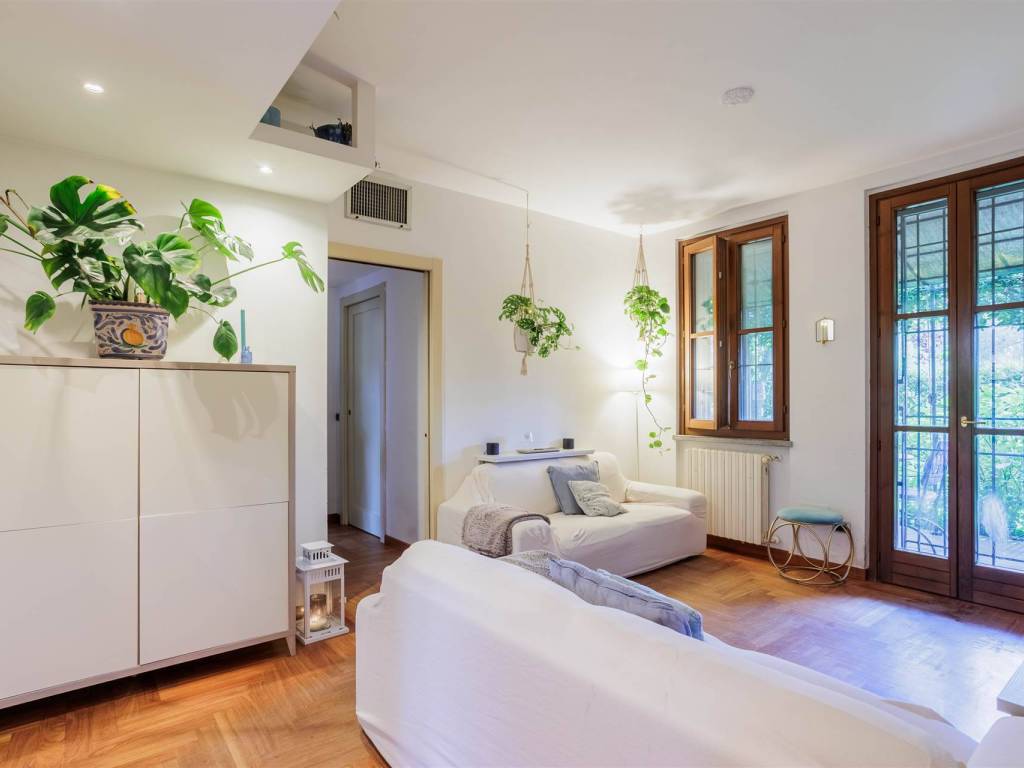 appartamento in vendita a Peschiera Borromeo in zona Mezzate