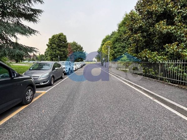 appartamento in vendita a Peschiera Borromeo in zona Bettola