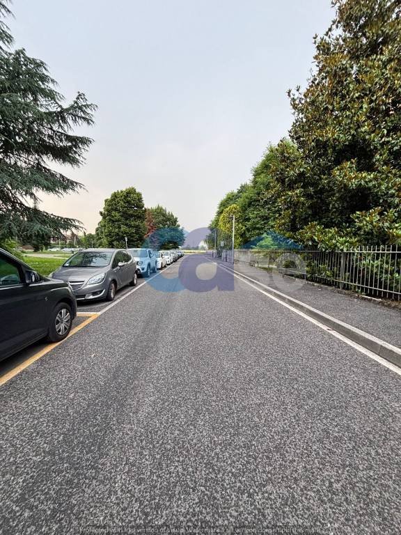 appartamento in vendita a Peschiera Borromeo in zona Linate