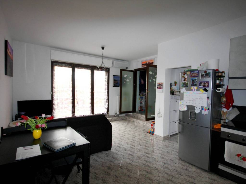 appartamento in vendita a Peschiera Borromeo in zona San Bovio