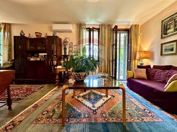 appartamento in vendita a Peschiera Borromeo in zona Mezzate