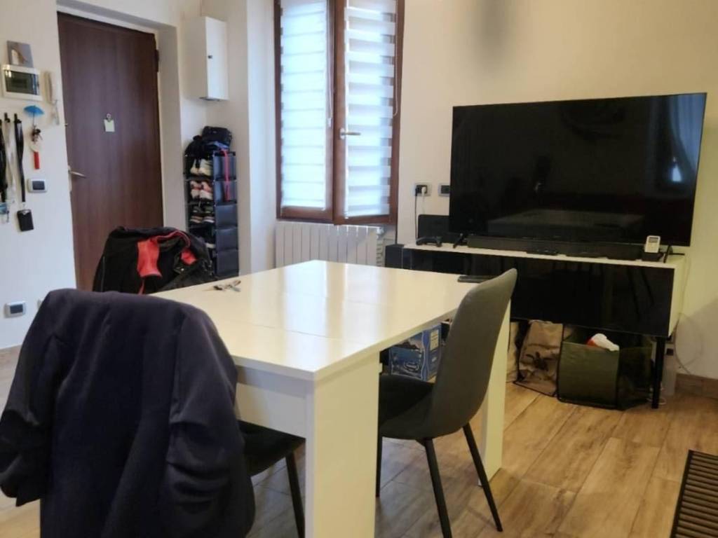 appartamento in vendita a Peschiera Borromeo in zona Mezzate