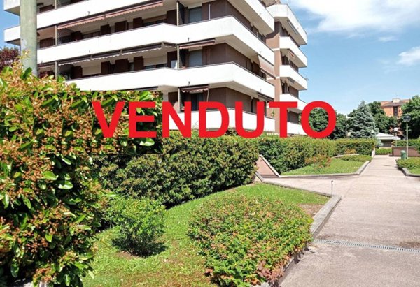 appartamento in vendita a Peschiera Borromeo