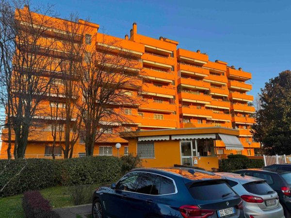appartamento in vendita a Peschiera Borromeo in zona San Bovio