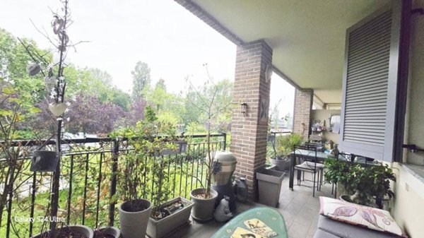 appartamento in vendita a Peschiera Borromeo in zona Linate