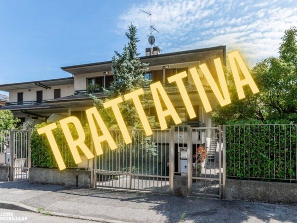 casa indipendente in vendita a Peschiera Borromeo